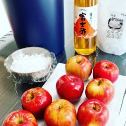 お料理教室　～りんご酢作り～